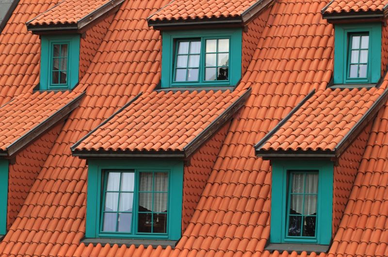 What’s the Role of Your Roof’s Overhang?