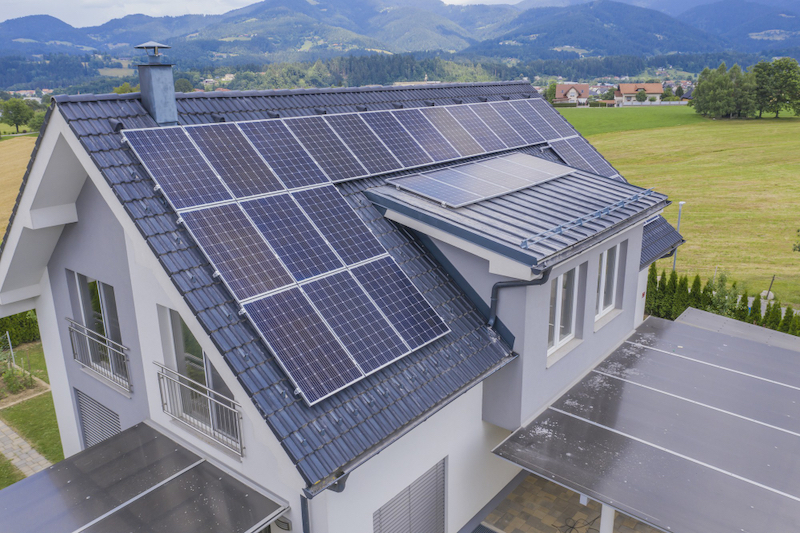 5 Things to Consider Before Installing Solar Panels on Your Roof