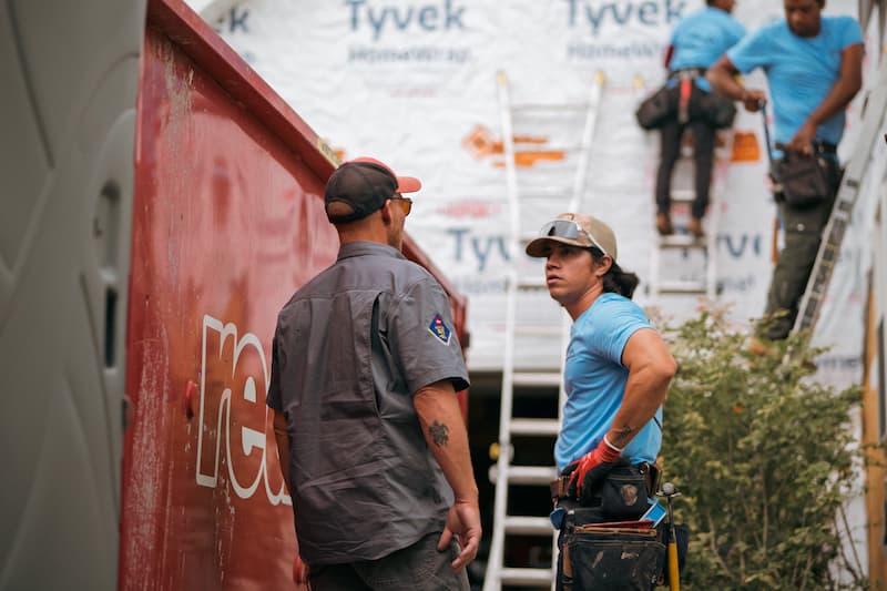 The Differences Between Siding and Cladding