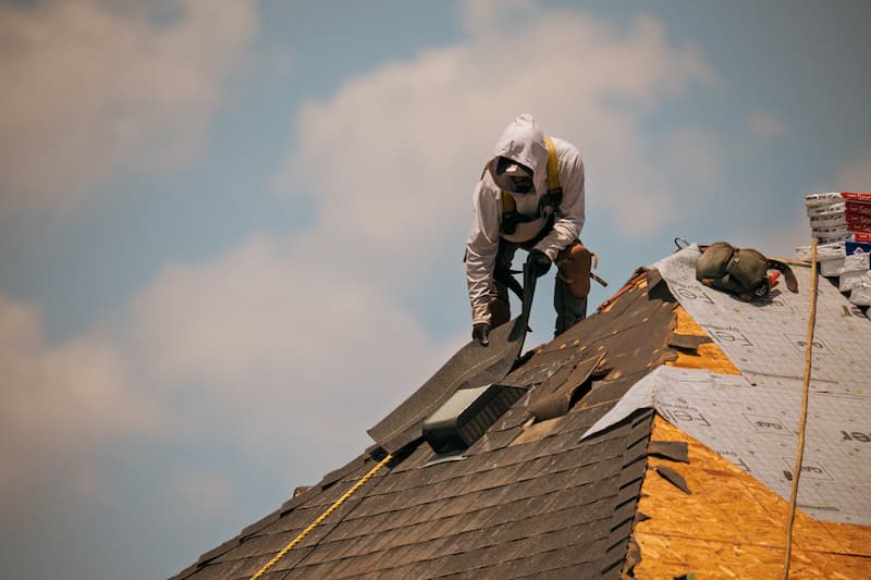 How to Tell Cosmetic Roof Damage from Structural Damage